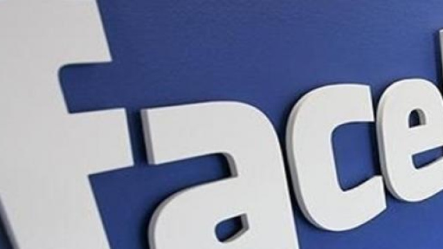 Facebook lancia Instant Article