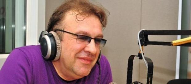 Invitat la un post naţional de radio Invitat la un post naţional de radio