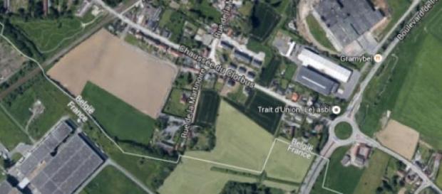 La frontière entre Wattrelos et Mouscron. La frontière entre Wattrelos et Mouscron.