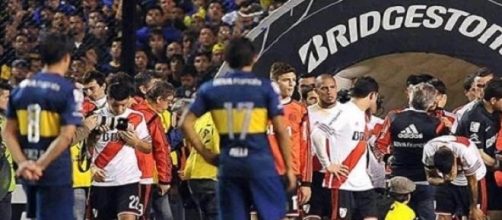 La imágen de la derrota: Boca-River, no continúa