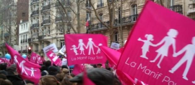 Les Français n'ont pas à financer ce mouvement ! Les Français n'ont pas à financer ce mouvement !