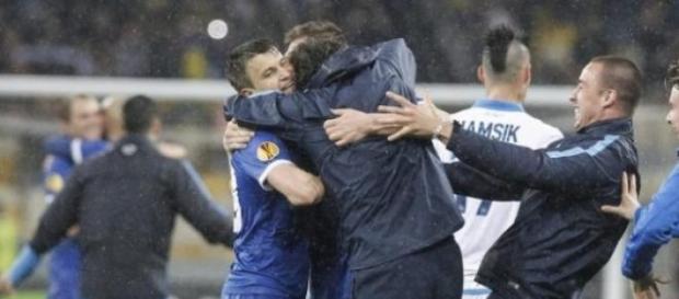 Radość w drużynie Dnipro po wyeliminowaniu Napoli Radość w drużynie Dnipro po wyeliminowaniu Napoli