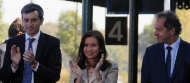 Randazzo (izq) y Scioli junto a Cristina Kirchner Randazzo (izq) y Scioli junto a Cristina Kirchner