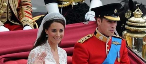 A filha de Kate e William nasceu com 3,71g. A filha de Kate e William nasceu com 3,71g.
