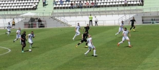 Farense venceu Académico e garante manutenção Farense venceu Académico e garante manutenção