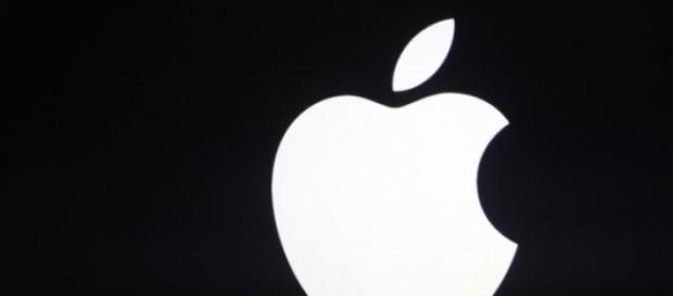 Il logo dell'azienda Apple Il logo dell'azienda Apple