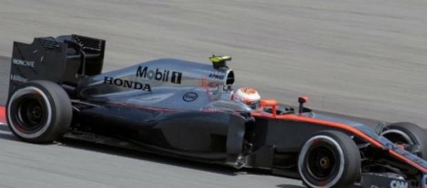 McLaren promete dominar F1 com a Honda McLaren promete dominar F1 com a Honda