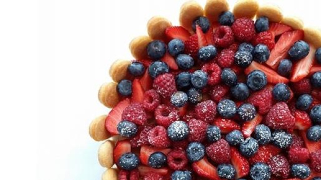 Torta di frutta e crema pasticcera