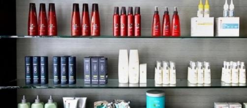 Fake beauty products' health risks highlighted 