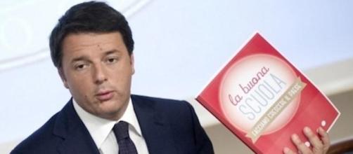 Renzi critica la protesta degli insegnanti.
