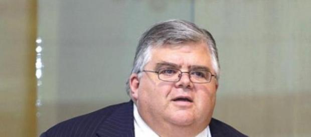 Carstens presenta informe trimestral de inflación Carstens presenta informe trimestral de inflación