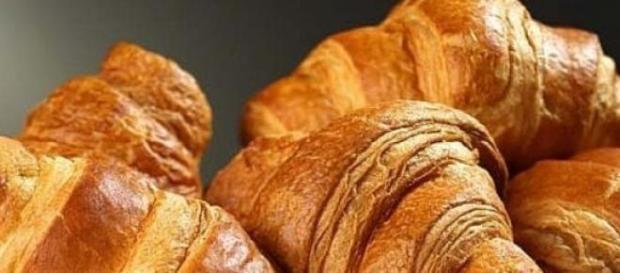 La golosa ricetta dei cornetti La golosa ricetta dei cornetti