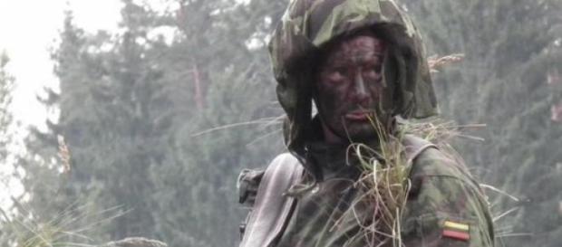 militaire lituanien, en exercice militaire lituanien, en exercice
