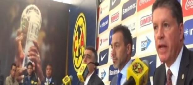 Peláez anuncia salida de Matosas del América Peláez anuncia salida de Matosas del América