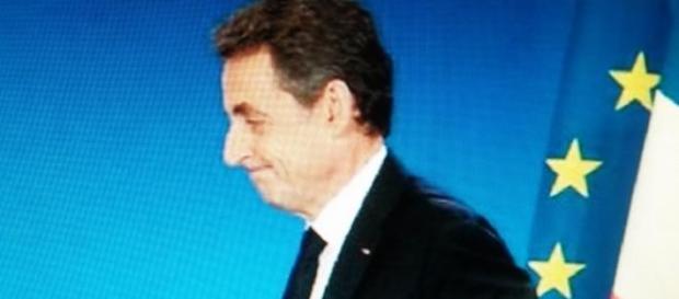 Nicolas Sarkozy en route pour "Les Républicains" Nicolas Sarkozy en route pour "Les Républicains"