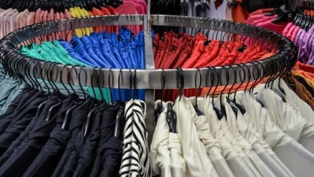 Assunzioni Zara e Calzedonia: offerte di lavoro.