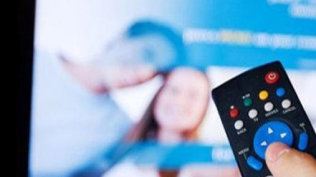 Programmi Tv stasera Rai e Mediaset 22 maggio 2015