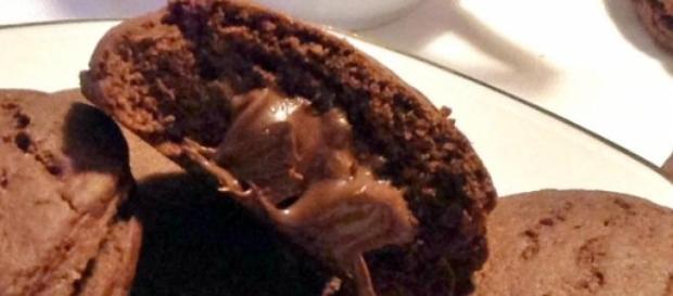 Biscotti grisbì con il cuore di nutella. Biscotti grisbì con il cuore di nutella.