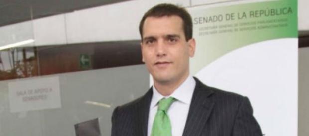 Es un polémico personaje de la política mexicana Es un polémico personaje de la política mexicana