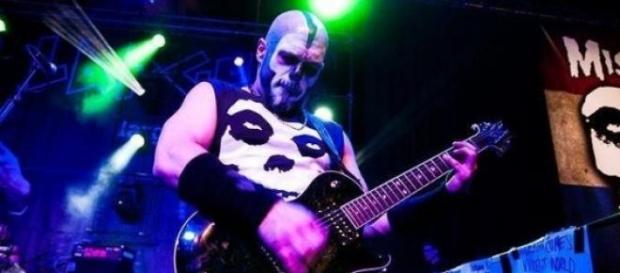 Marc Rizzo en su debut con la banda Marc Rizzo en su debut con la banda