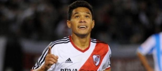 Teo, un jugador conflictivo. Teo, un jugador conflictivo.