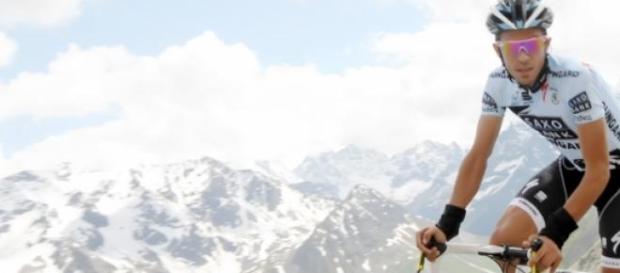 Contador a lourdement chuté. Contador a lourdement chuté.