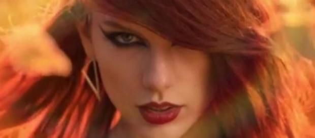 A música é sobre um desentendimento com Katy Perry A música é sobre um desentendimento com Katy Perry