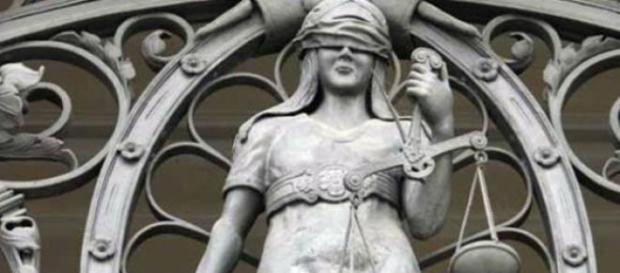 Athena, Deusa Grega da Sabedoria e da Justiça Athena, Deusa Grega da Sabedoria e da Justiça