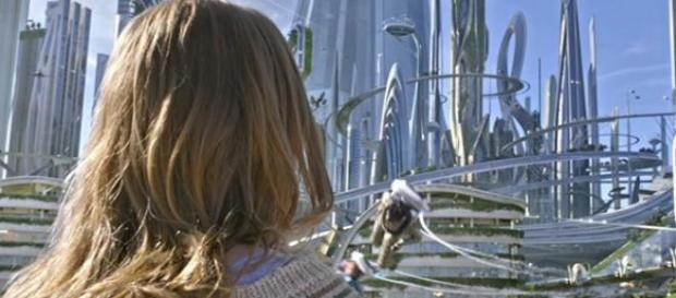 Britt Robertson sparkles in Tomorrowland Britt Robertson sparkles in Tomorrowland