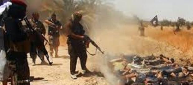 Jihadiştii ISIS ucid fără mila Jihadiştii ISIS ucid fără mila