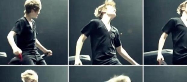 Justin Bieber já gravou o seu videoclip. Justin Bieber já gravou o seu videoclip.