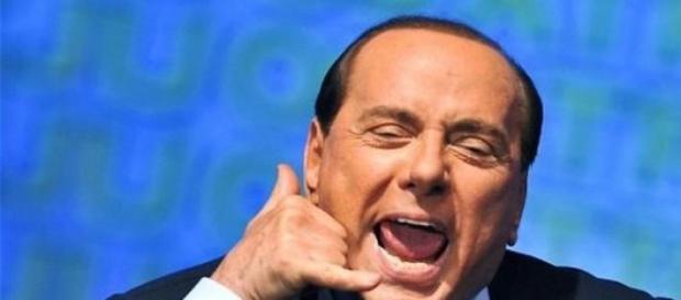 Berlusconi quer uma nova imagem da sua pessoa. Berlusconi quer uma nova imagem da sua pessoa.