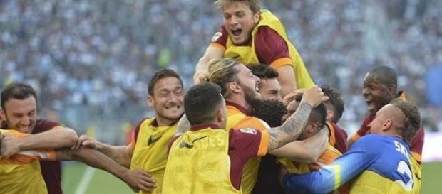 L'AS Roma remporte le derby de la capitale L'AS Roma remporte le derby de la capitale