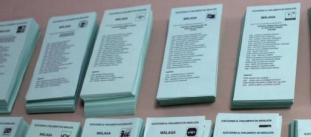 Papeletas electorales en imagen de archivo Papeletas electorales en imagen de archivo