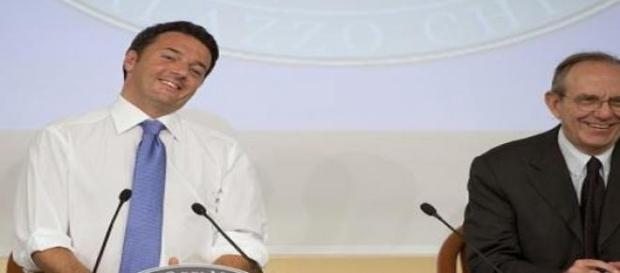 Ultime pensioni 2015, Renzi e Padoan all'attacco Ultime pensioni 2015, Renzi e Padoan all'attacco