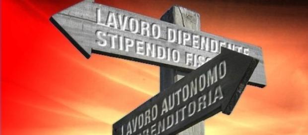 Cercare un lavoro o cercare di inventarselo? Cercare un lavoro o cercare di inventarselo?