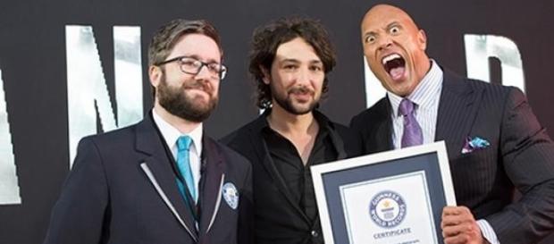Dwayne "The Rock" Johnson sets world record Dwayne "The Rock" Johnson sets world record