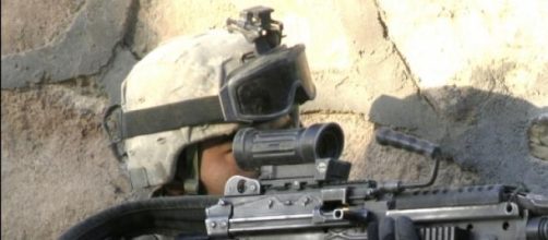 Soldado estadounidense con M249.