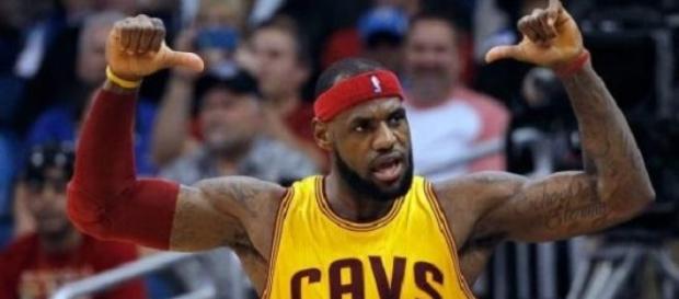LeBron James envoie Cleveland en finale de la NBA LeBron James envoie Cleveland en finale de la NBA