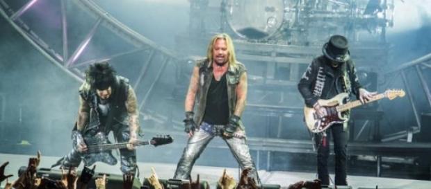 Mötley Crüe se retira a fin de año Mötley Crüe se retira a fin de año