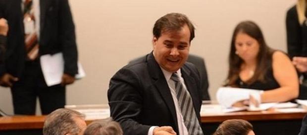 Relator da proposta: Rodrigo Maia (DEM-RJ) Relator da proposta: Rodrigo Maia (DEM-RJ)