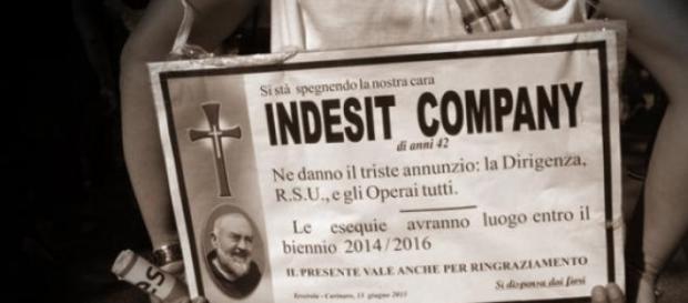 un simbolo dello status quo dei lavoratori Indesit un simbolo dello status quo dei lavoratori Indesit