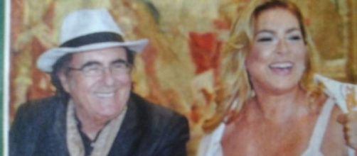 Albano e Romina sorridenti insieme 