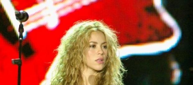 Cântăreaţa Shakira - IQ 140 puncte Cântăreaţa Shakira - IQ 140 puncte