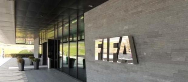 FIFA implicată în cel mai mare scandal de corupţie FIFA implicată în cel mai mare scandal de corupţie