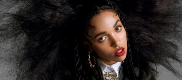 FKA Twigs no puede aguantar tanta presión FKA Twigs no puede aguantar tanta presión