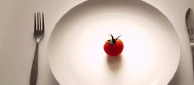 Fome excessiva na dieta não é normal Fome excessiva na dieta não é normal