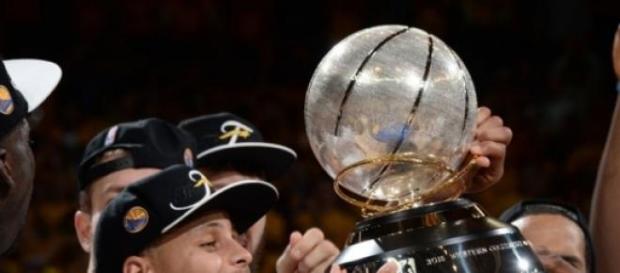 Los Warriors conquistaron la costa oeste Los Warriors conquistaron la costa oeste