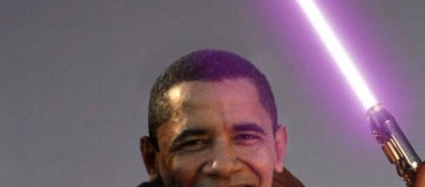 Montaje de Barack Obama con una espada láser Montaje de Barack Obama con una espada láser