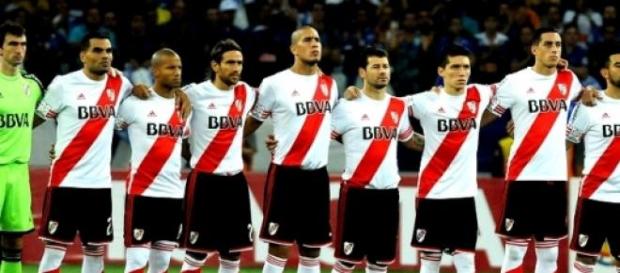River Plate se impuso ante Cruzeiro en el Mineirão River Plate se impuso ante Cruzeiro en el Mineirão